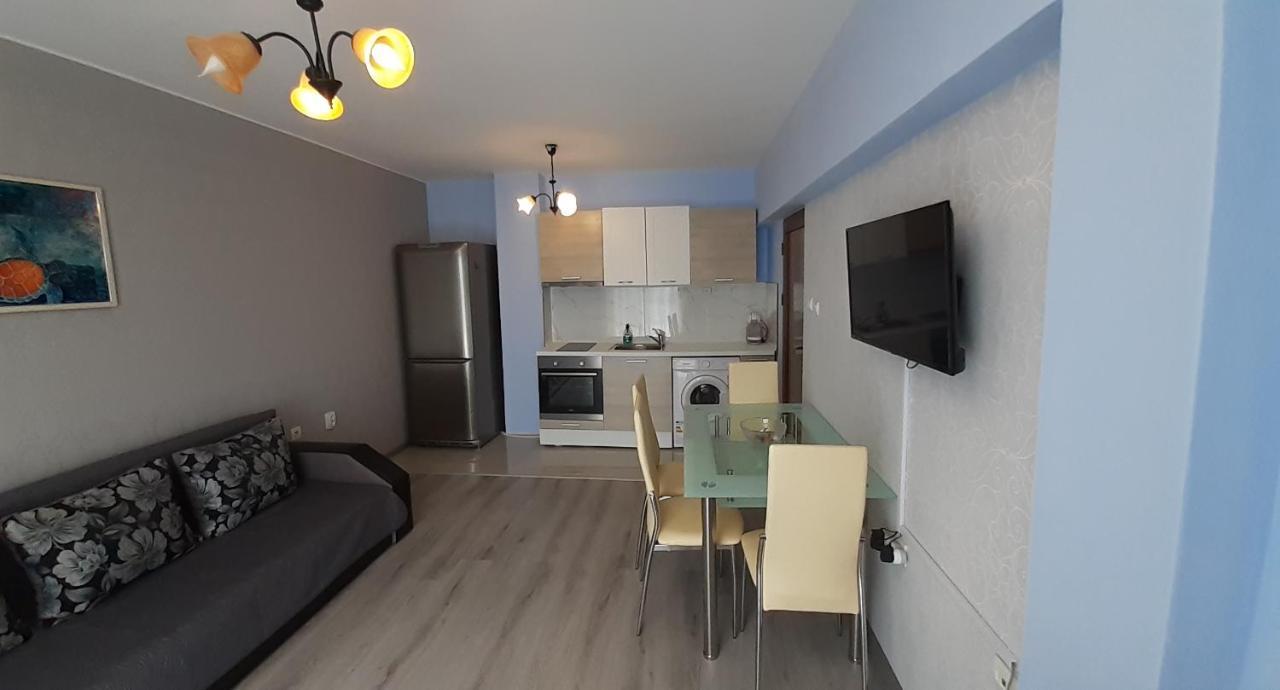 Art - Valentina Apartment